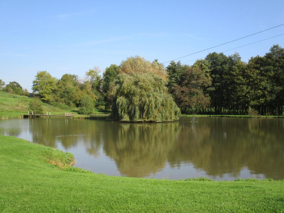 Roulotte Panoramique Du Moulin Bed & Breakfast Châtillon-sur-Marne Dış mekan fotoğraf